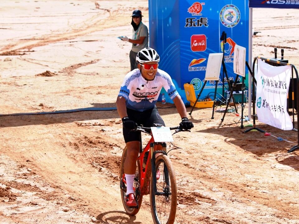 捷報頻傳，JAVA贊助車隊及車手賽事斬獲多項殊榮